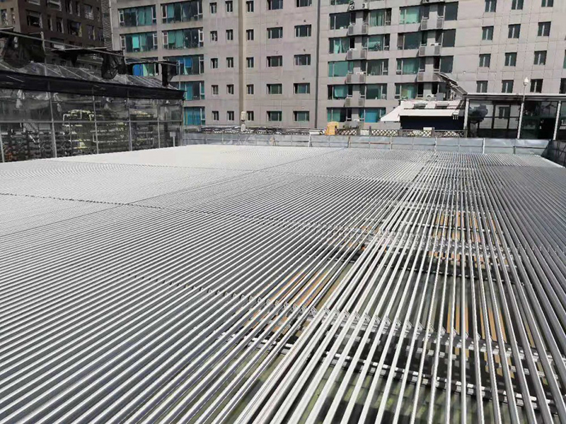 北京八一中學遮陽（yáng）百葉完工